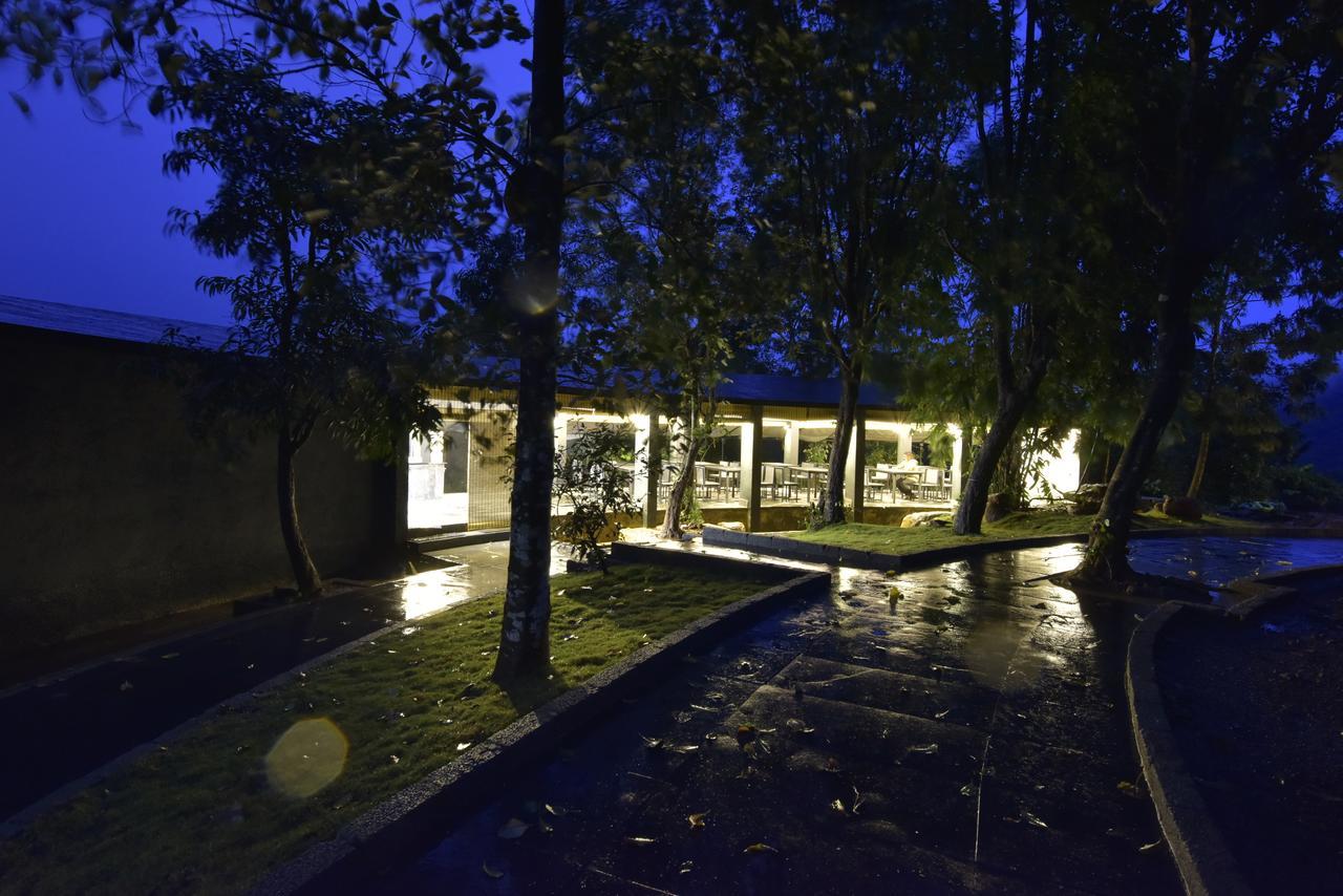 Sattva-The Awakening Garden Kakkadampoyil Exterior photo